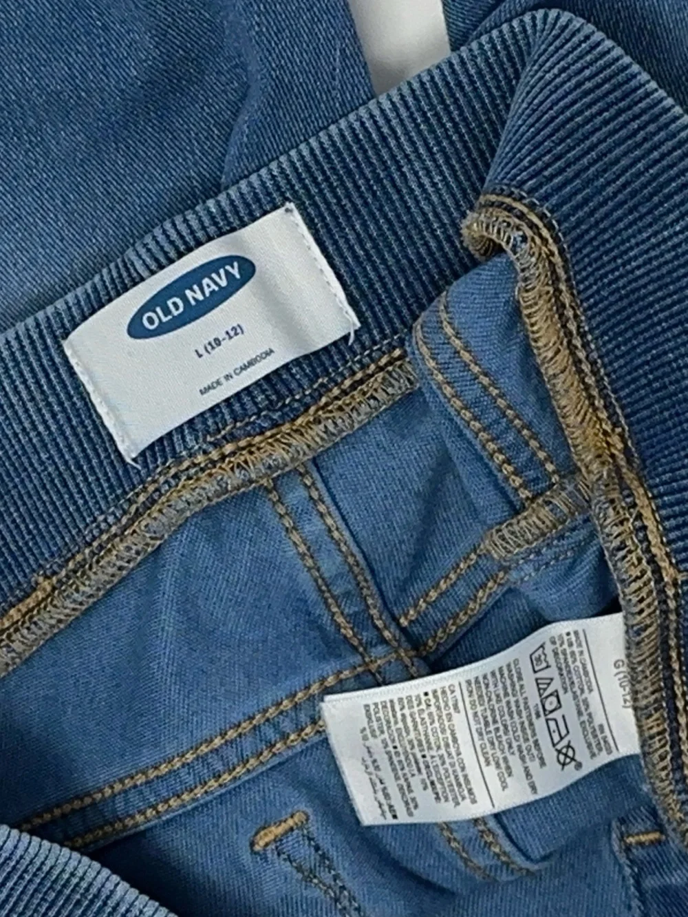 Old Navy Blue Denim-Look Knit Waist Shorts size 10-12